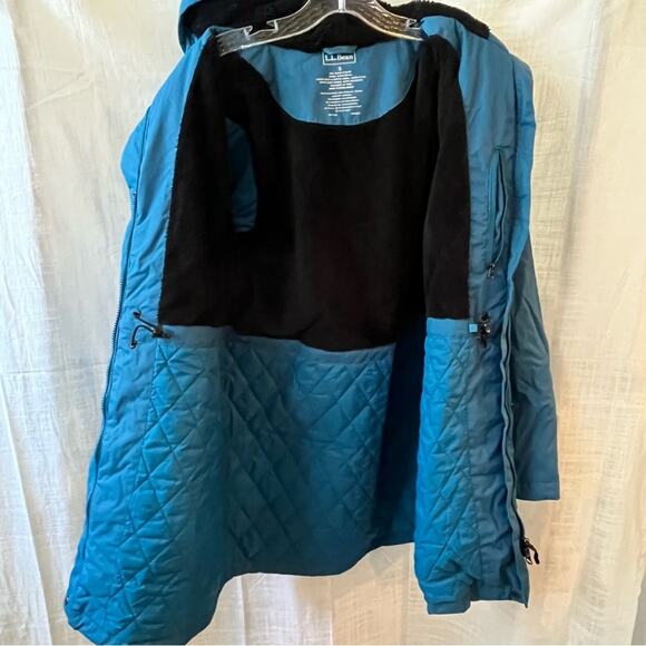 L.L. Bean women’s blue weather resistant hooded parka coat size Small EUC - Picture 5 of 11